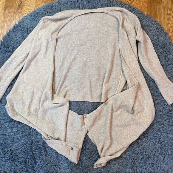 Hayden Cream Oatmeal 100% Cashmere Cardigan Size M - Picture 1 of 6